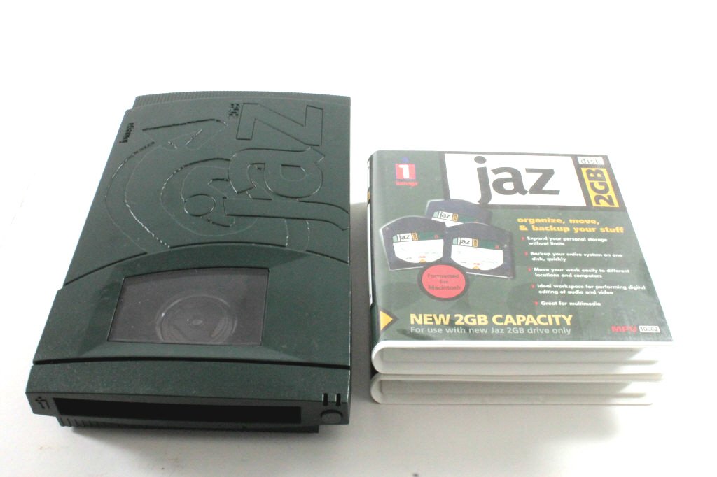 Amazon.com: Iomega V2000S External Portable Jaz 2GB SCSI Drive